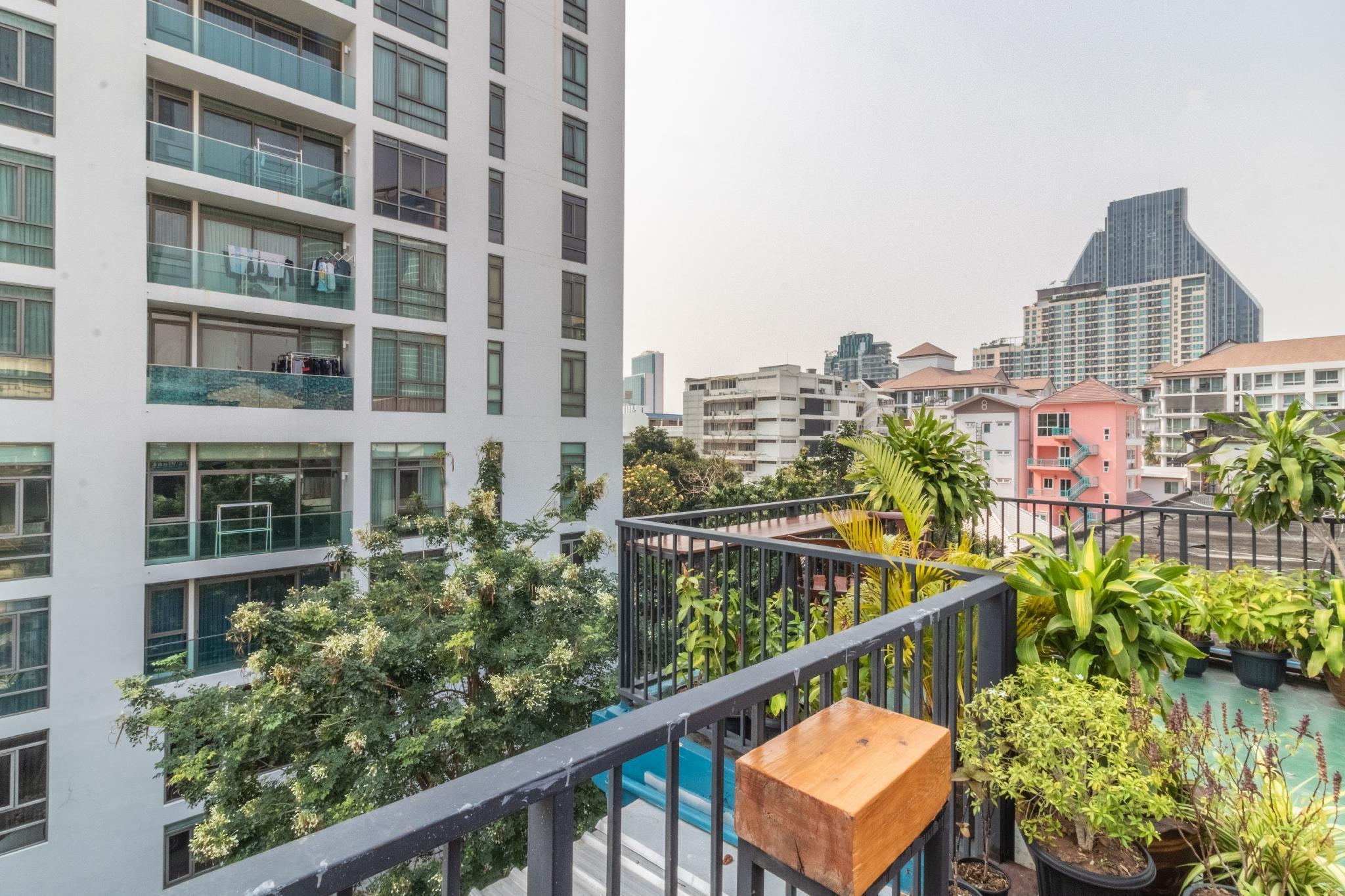 Every Surawong Bangkok Ngoại thất bức ảnh