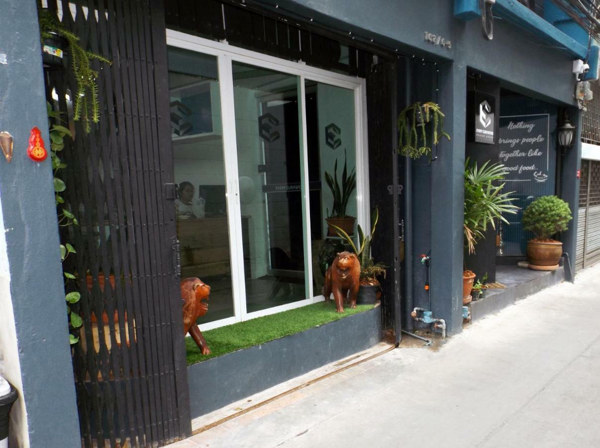Every Surawong Bangkok Ngoại thất bức ảnh