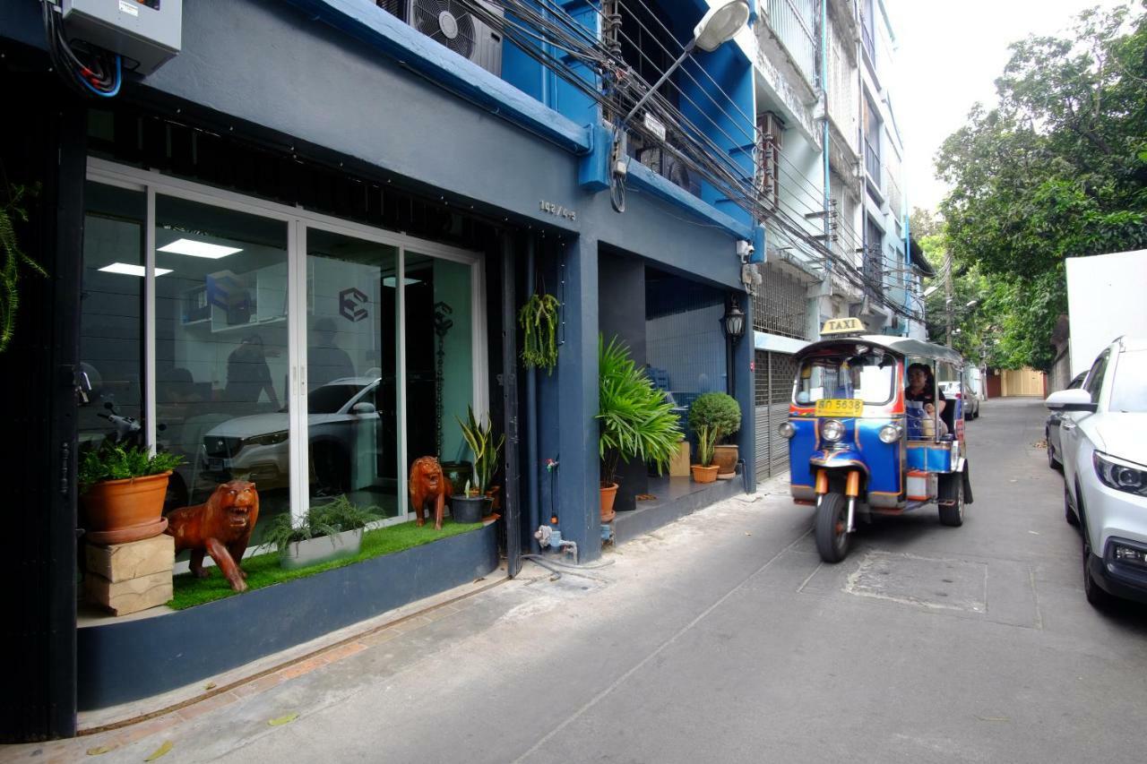 Every Surawong Bangkok Ngoại thất bức ảnh