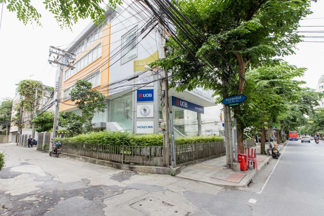 Every Surawong Bangkok Ngoại thất bức ảnh