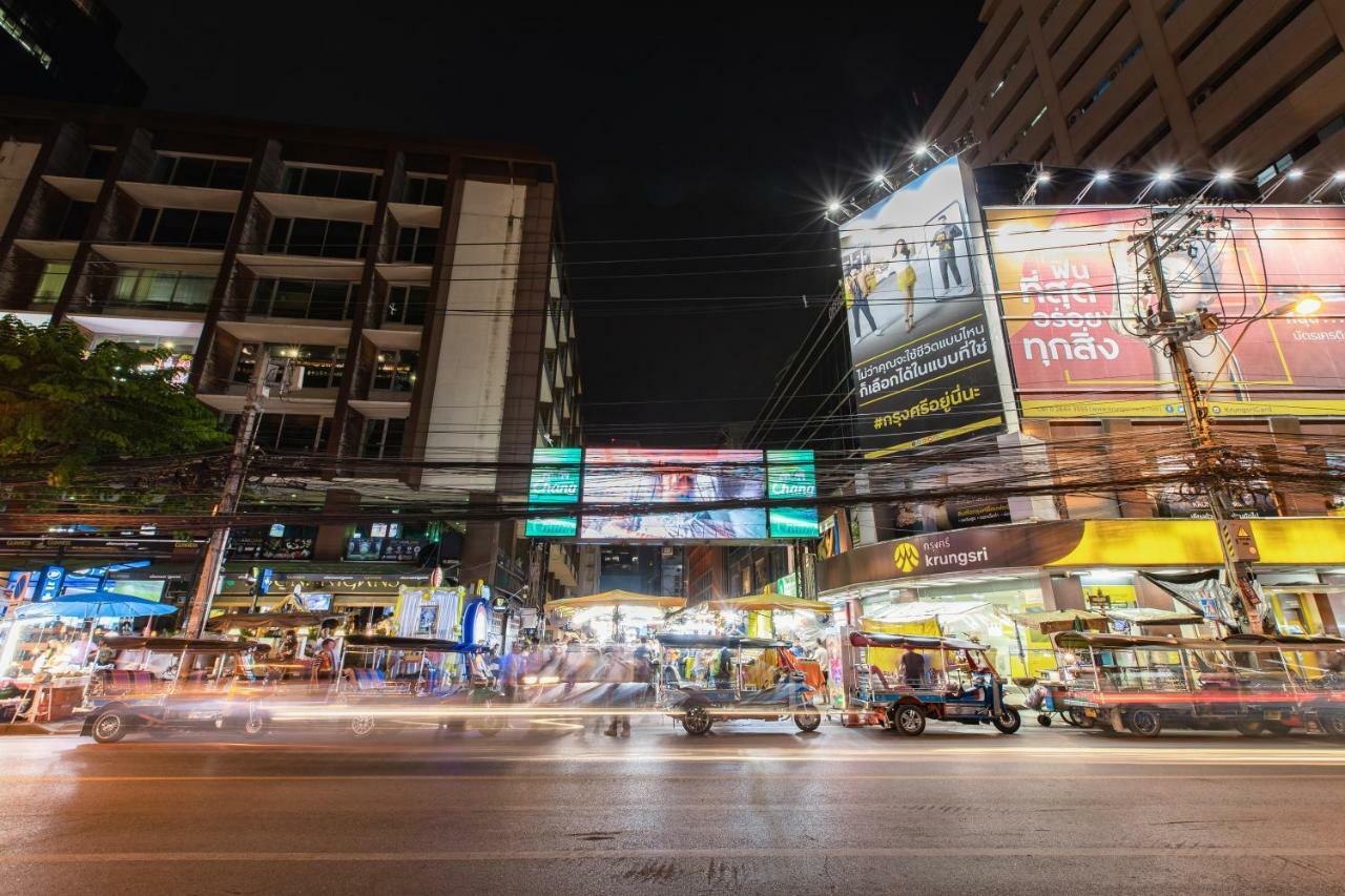 Every Surawong Bangkok Ngoại thất bức ảnh