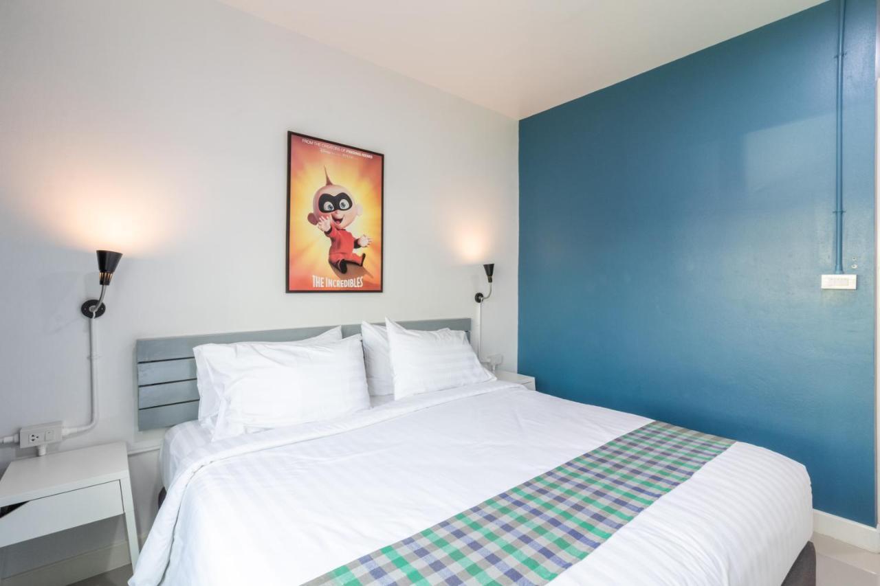 Every Surawong Bangkok Ngoại thất bức ảnh