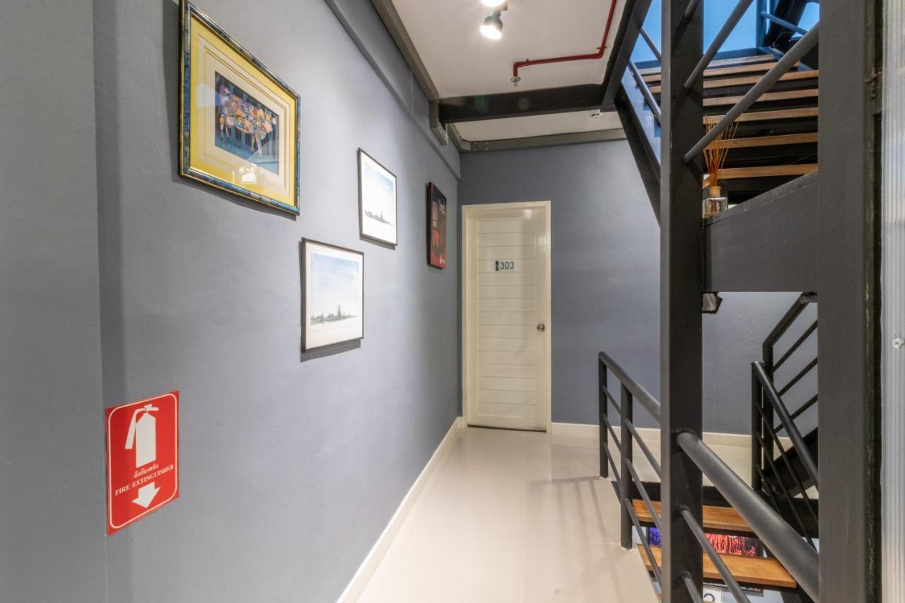 Every Surawong Bangkok Ngoại thất bức ảnh